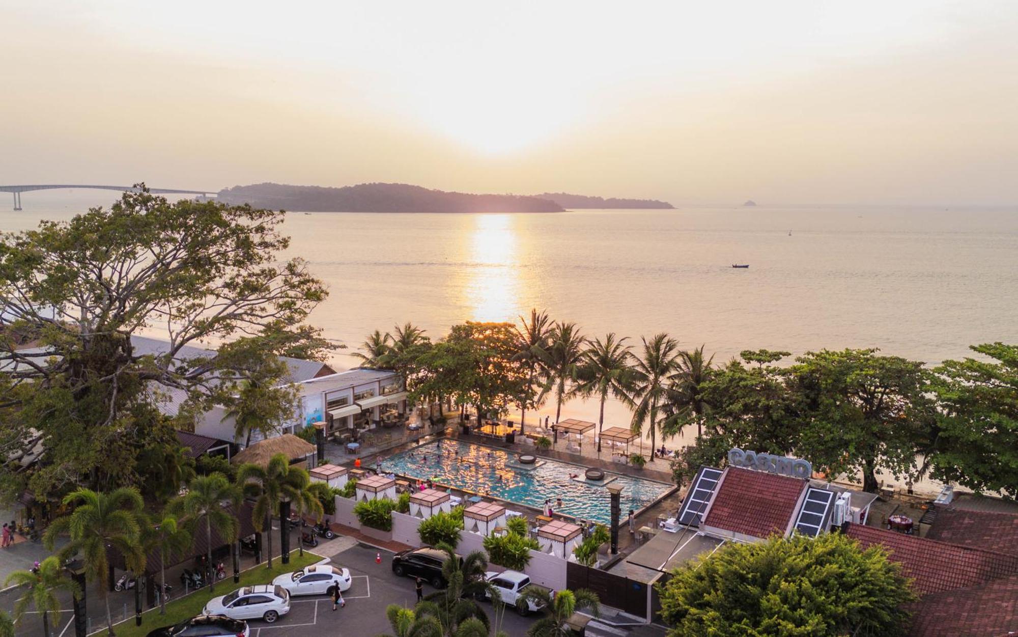 Queenco & Casino Hotel Sihanoukville