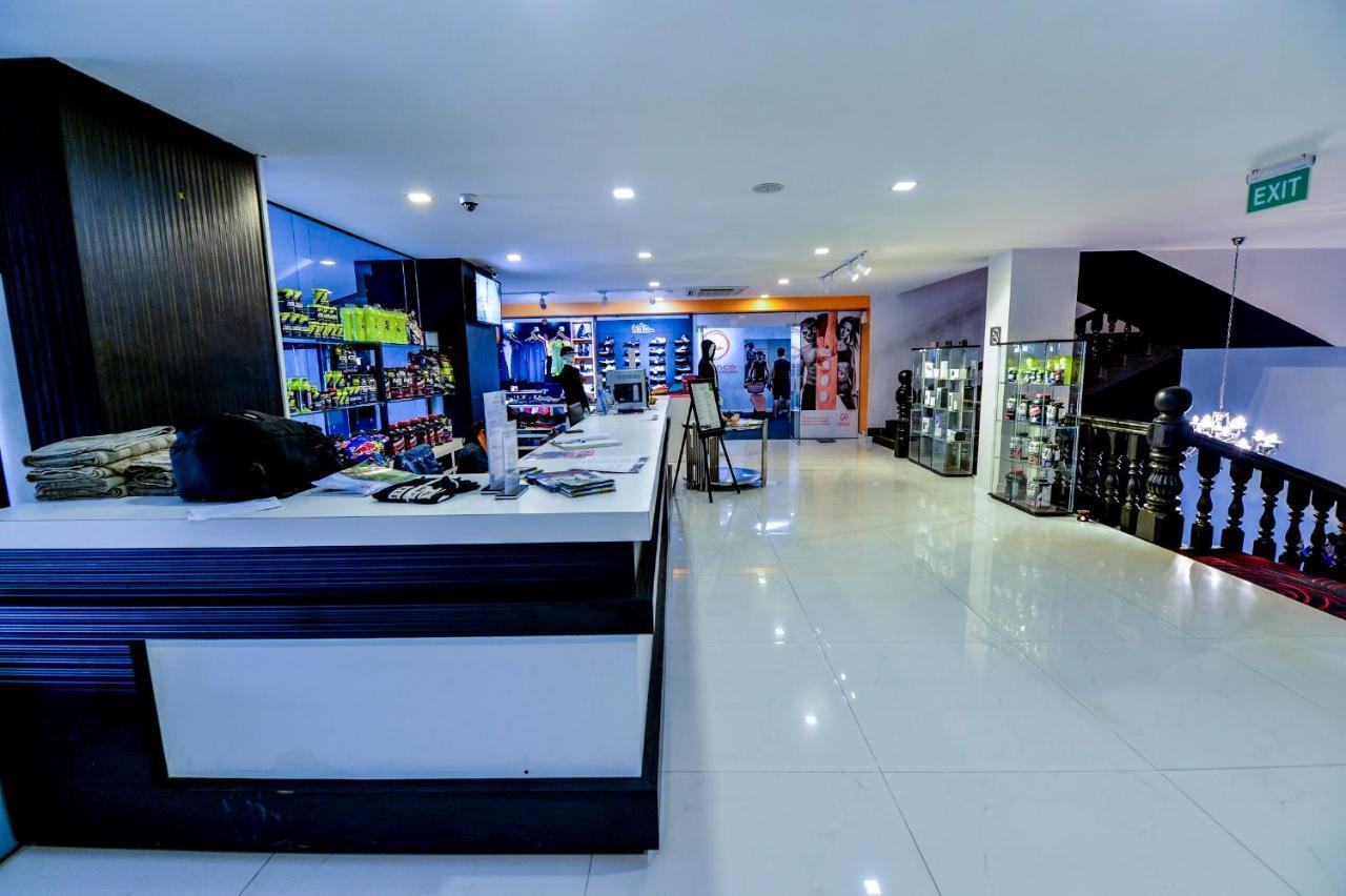 Hotel Queenco & Casino 5*