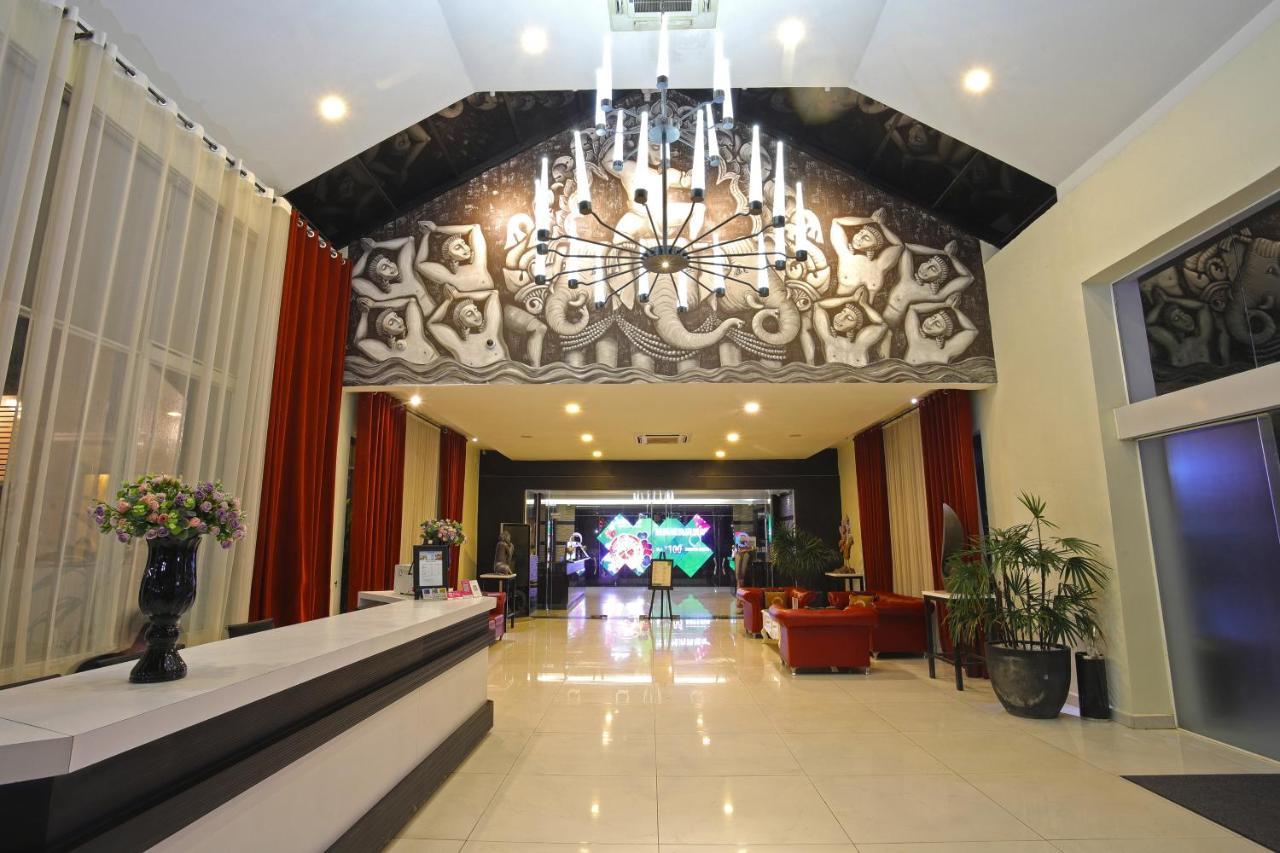 Queenco & Casino 酒店 5*
